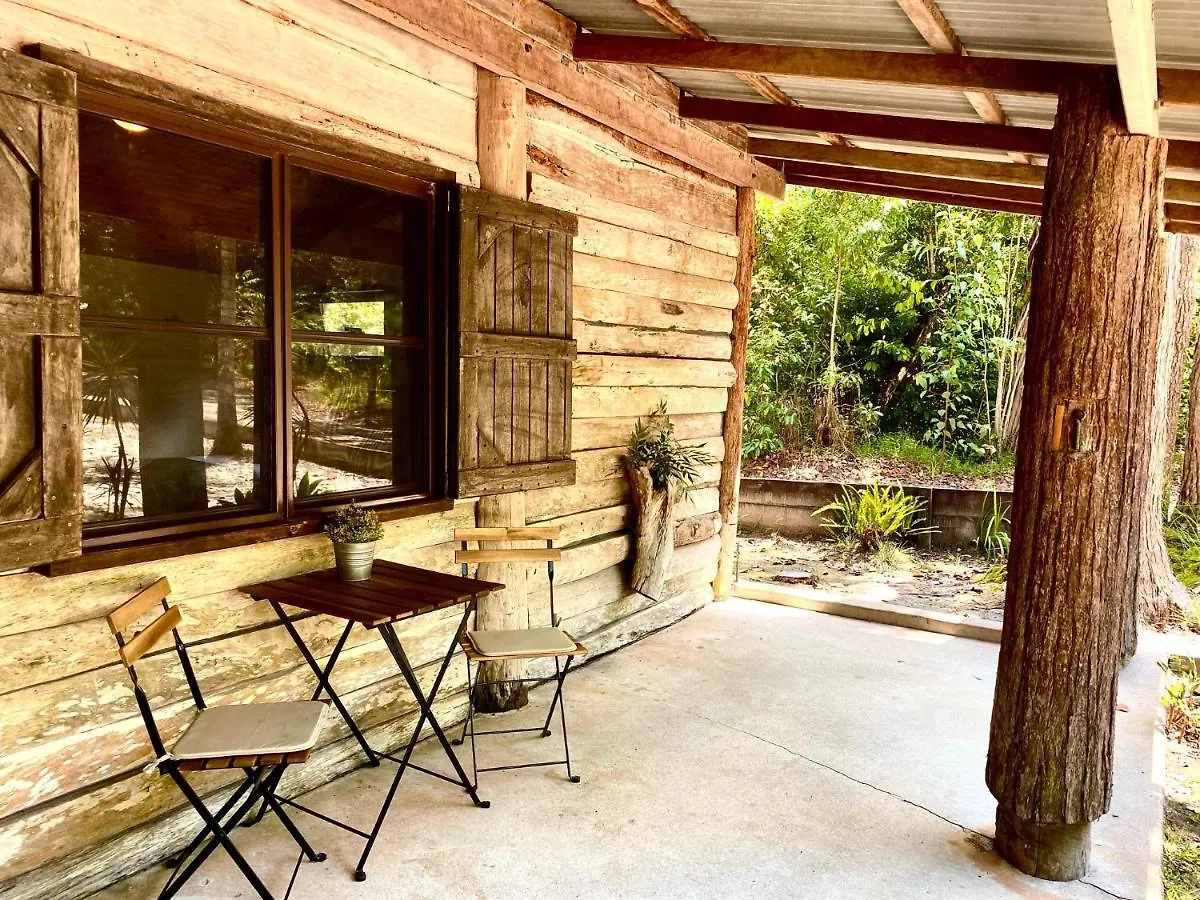 Ferns Hideaway Resort Byfield Holiday park